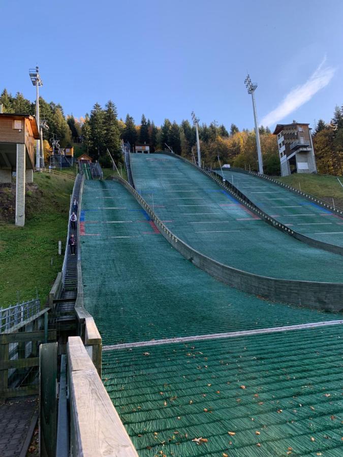 Grey Apartamenty Przy Skoczni & Ski Bus シュチルク エクステリア 写真